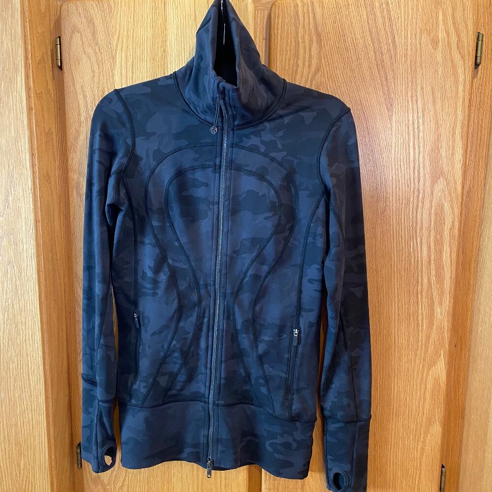 Lululemon Camo Stride Jacket